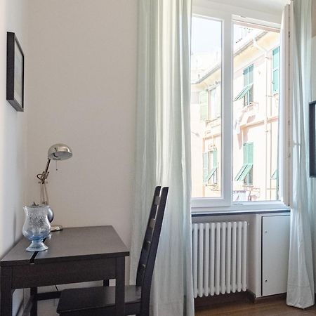 Joivy Spacious Family Apt For 4, In Carignano, Genova Kültér fotó