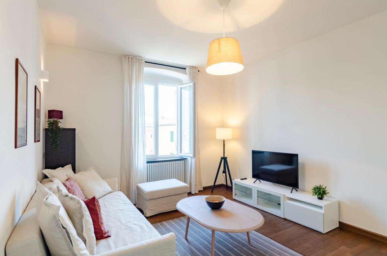Joivy Spacious Family Apt For 4, In Carignano, Genova Kültér fotó